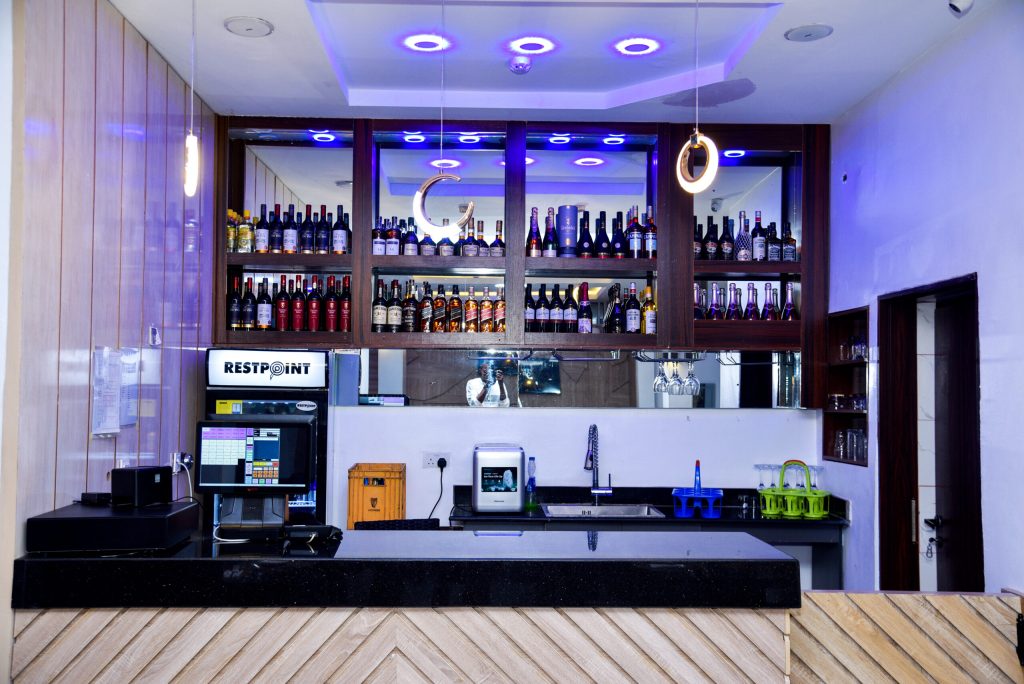 Restuarant